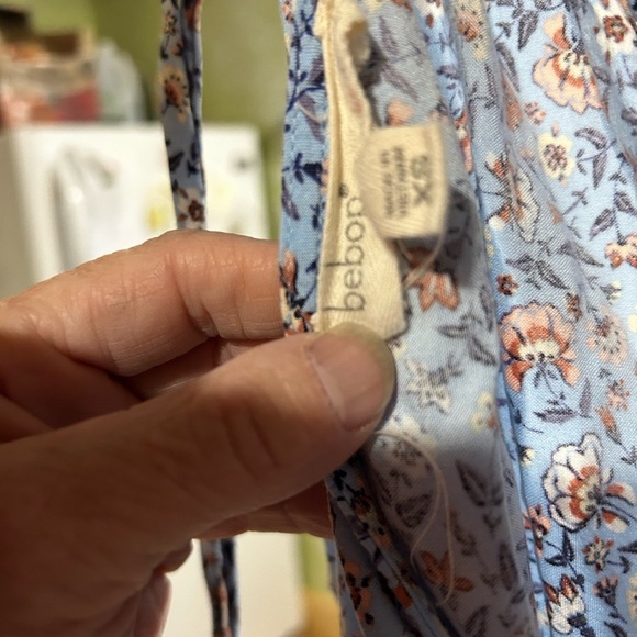 BeBop Sky Blue Floral Romper size xSmall - Picture 6 of 7